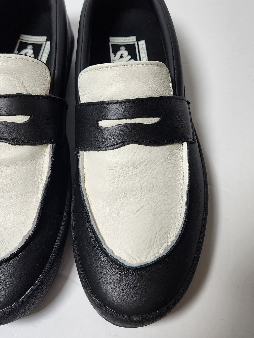Vans Skate Loafer Black And White Color Way Leather Slip On Mens Size 9 - Picture 2 of 9